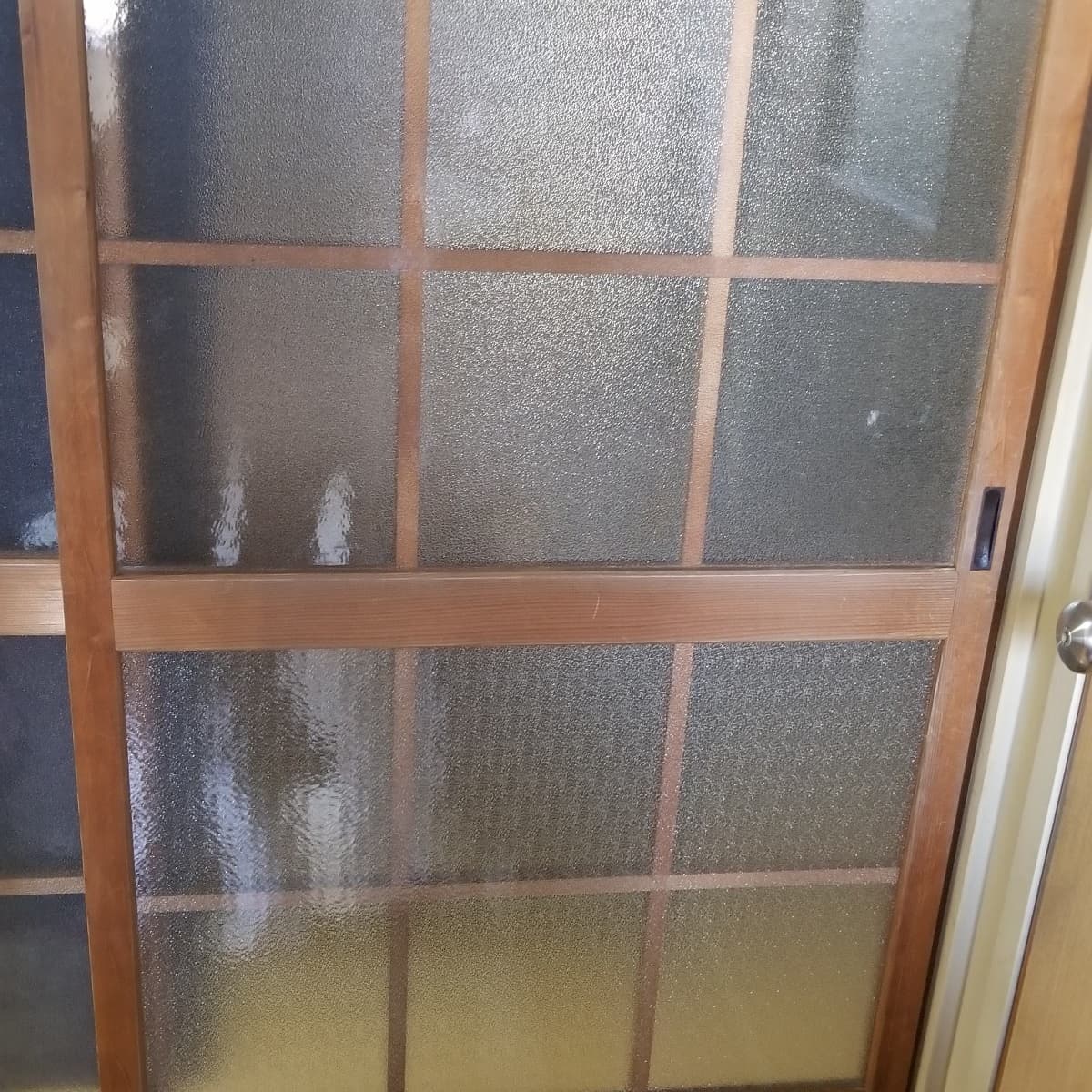ガラス障子